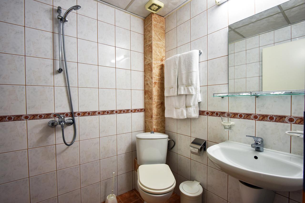 Hotel Kalina Shiroka Luka  Luaran gambar