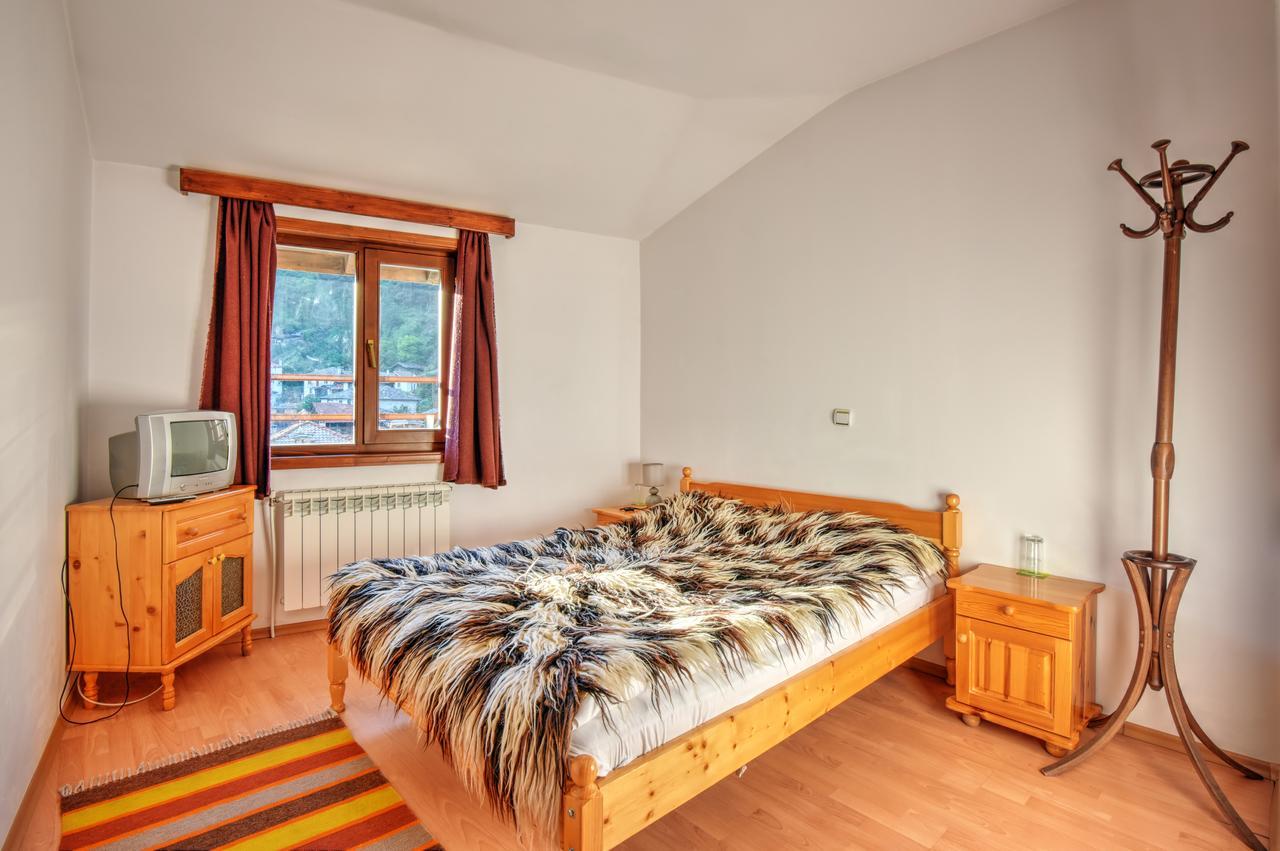 Hotel Kalina Shiroka Luka  Luaran gambar